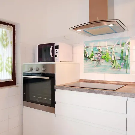 Juric - Mlk315 Apartman Malinska
