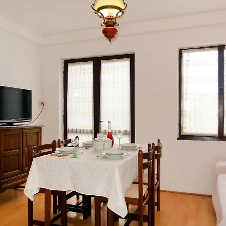 Apartment Juric - Mlk315 Malinska